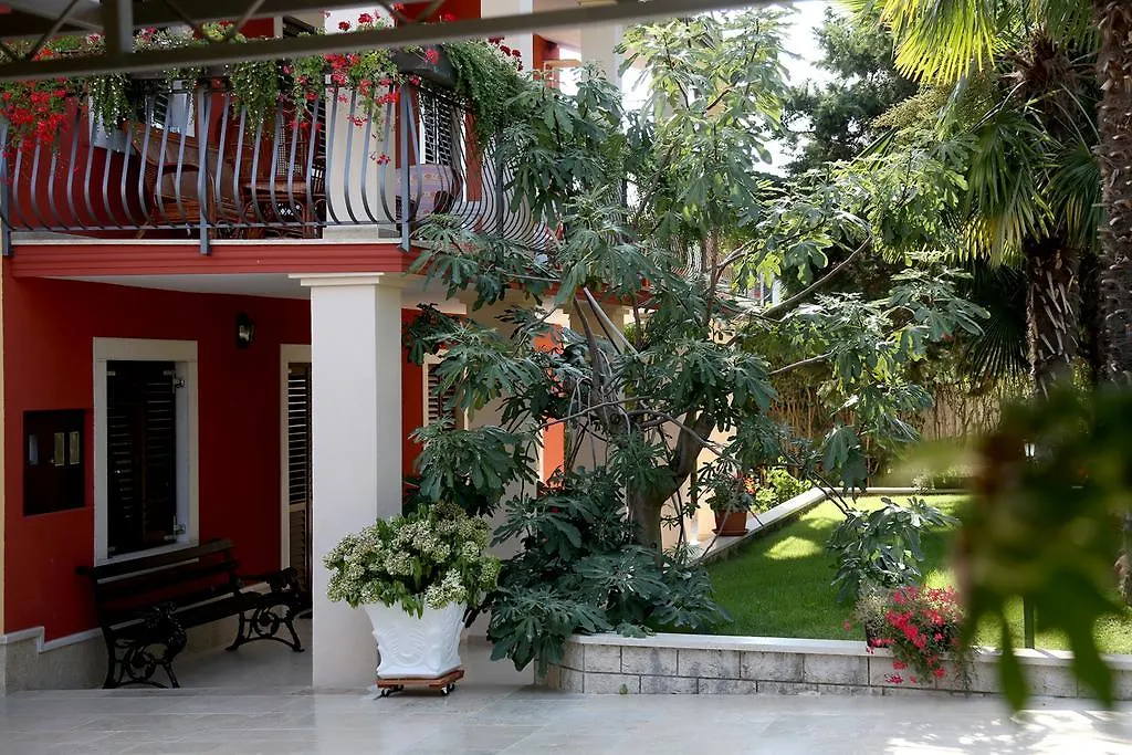 Apartments Max Vrsar Croatia